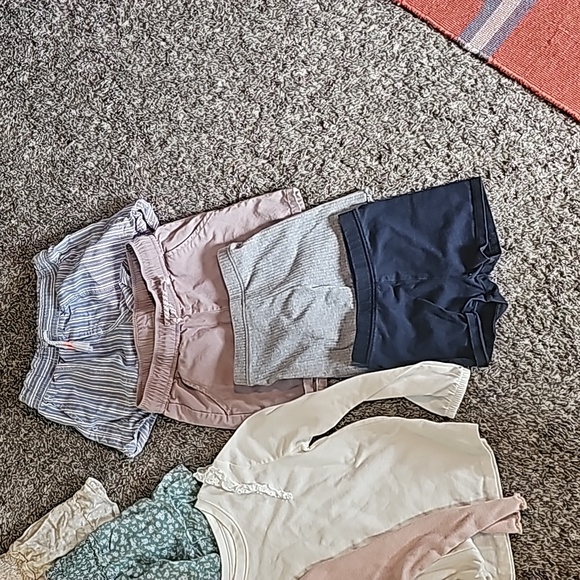STUNNING GAP/DISNEY/Cat & jack BULK GIRLS CLOTHING BUNDLE - Picture 4 of 15